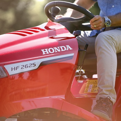 Tractor cortac�sped Honda HF 2625 HME 